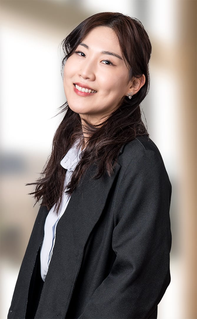  Joyce Lee