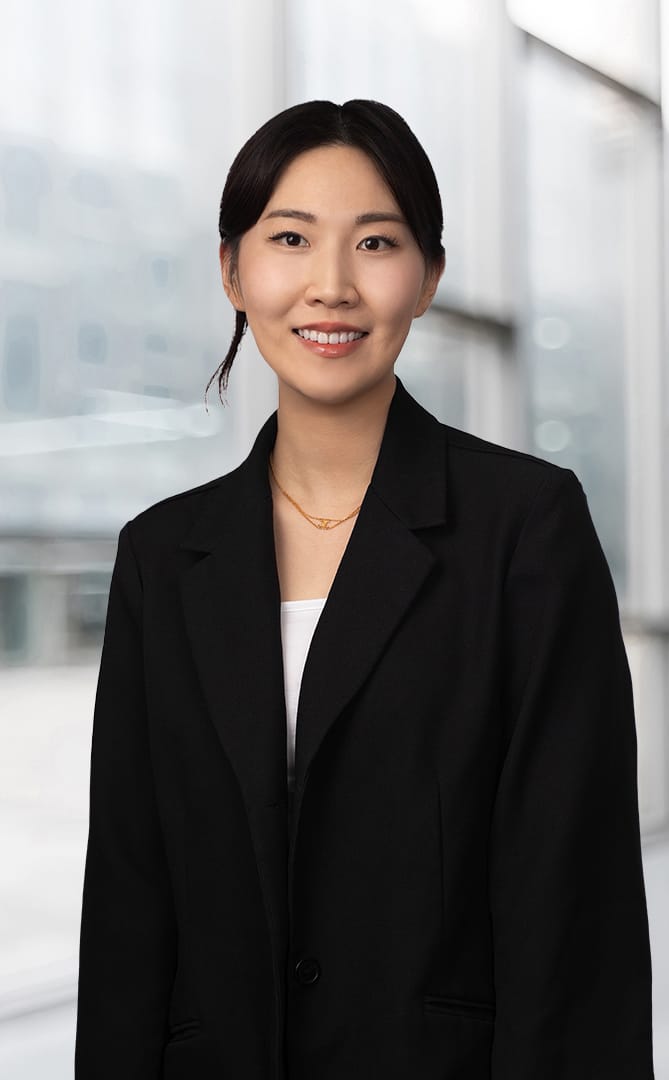  Joyce Lee